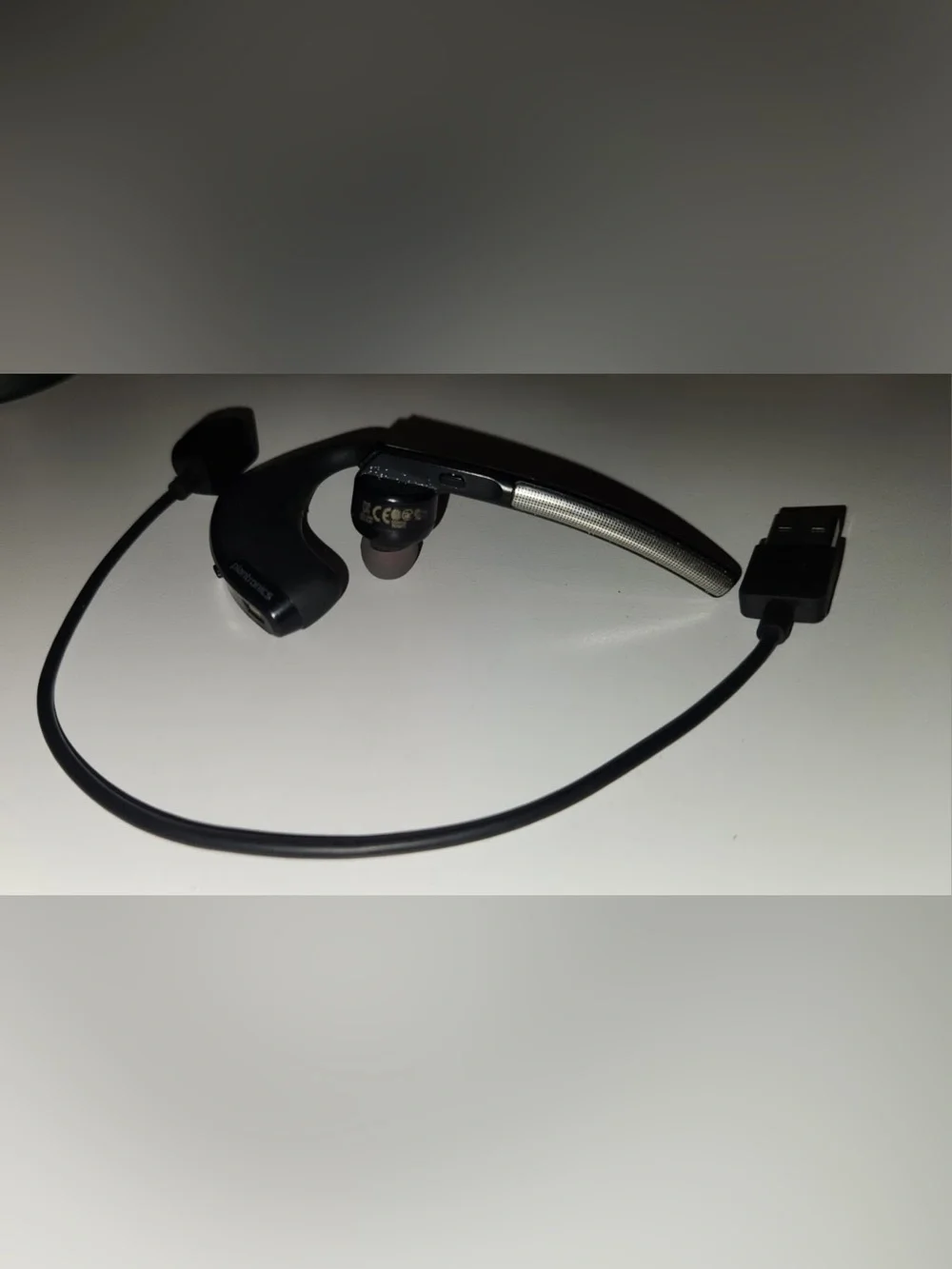 POL Black Mono Bluetooth Headset with Boom Mic